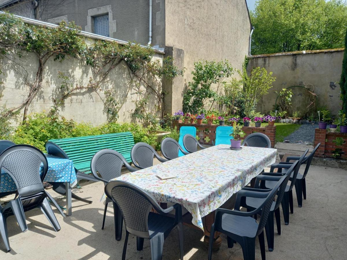Maison Violette En Berry Aigurande Exterior foto